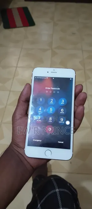 Photo - Apple iPhone 6 Plus 64 GB Pink