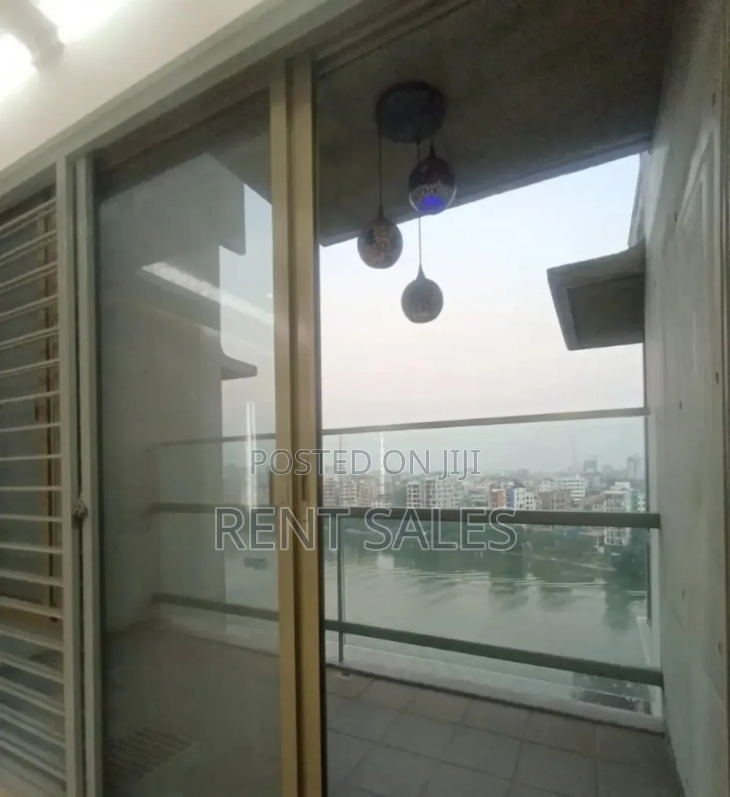 5bdrm Duplex in Gulshan for rent