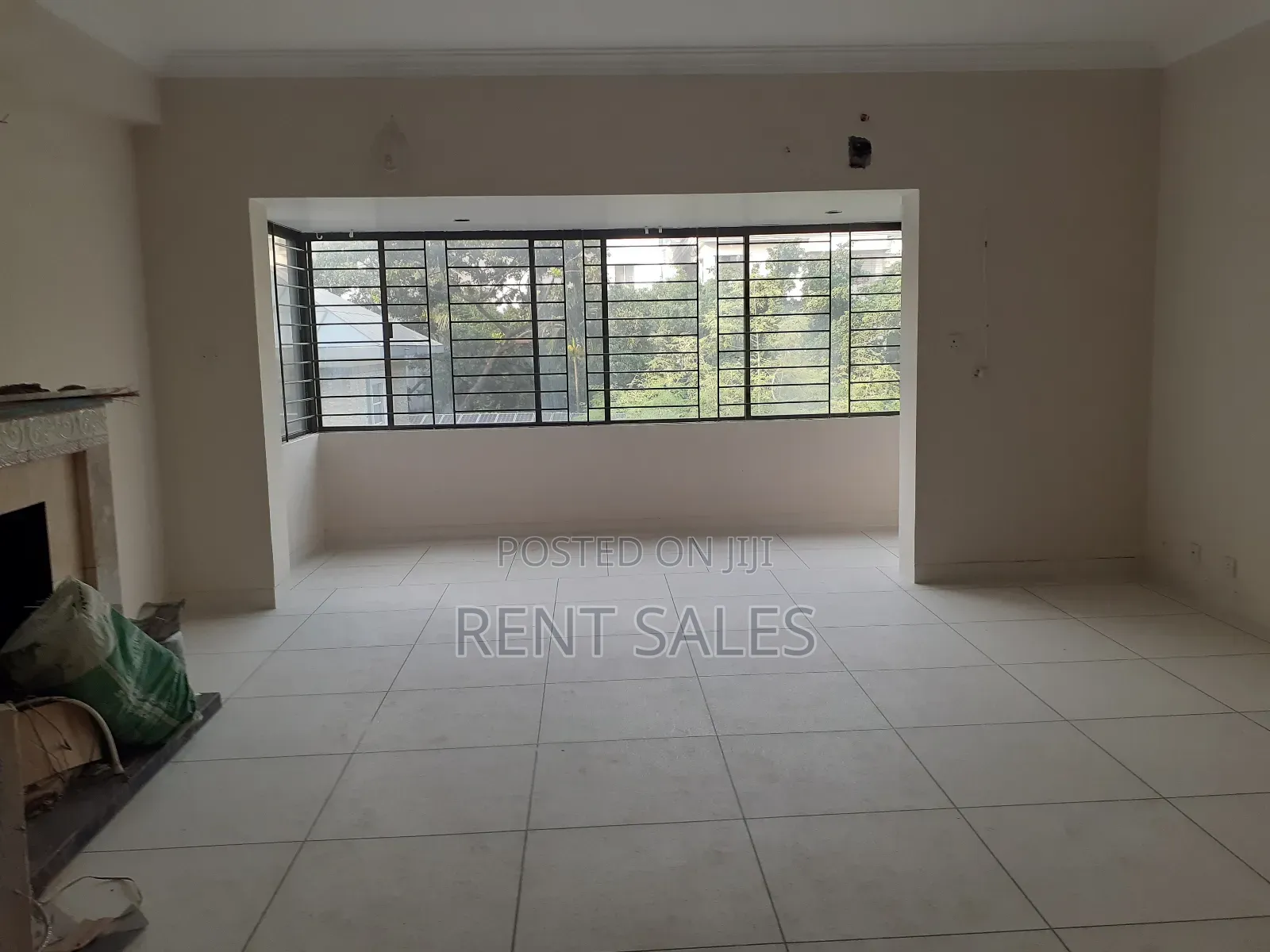 3300 SQFT Graund Floor for Rent in Gulshan Avenue