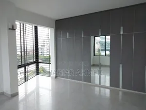 4bdrm Apartment in Gulshan Dhaka for rent