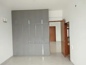 4bdrm Apartment in Gulshan Dhaka for rent