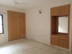 4bdrm Apartment in Dhaka, Gulshan for rent