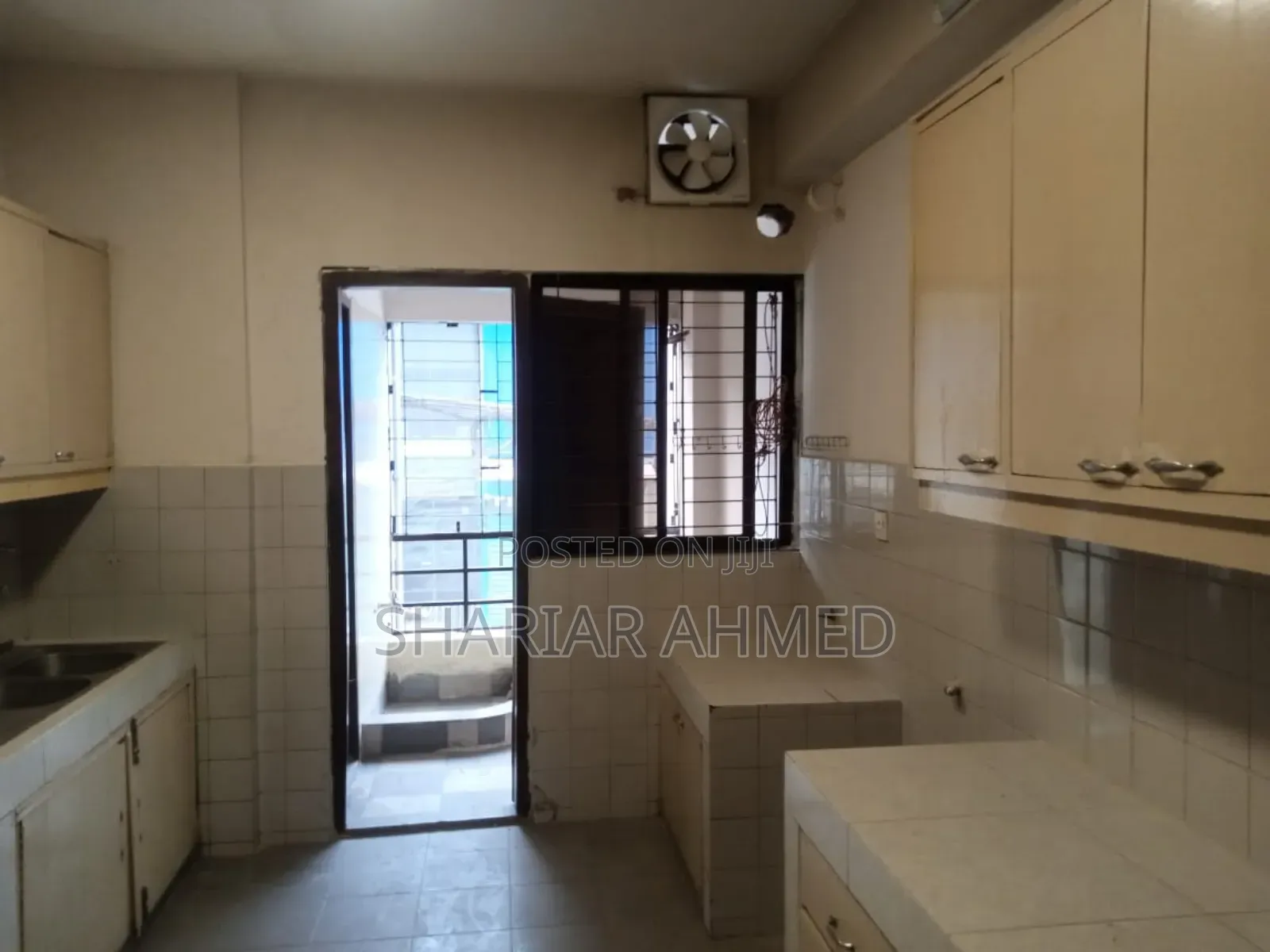 4bdrm Apartment in Dhaka, Gulshan for rent