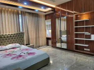 Furnished 4bdrm Apartment in Dhaka, Gulshan for rent