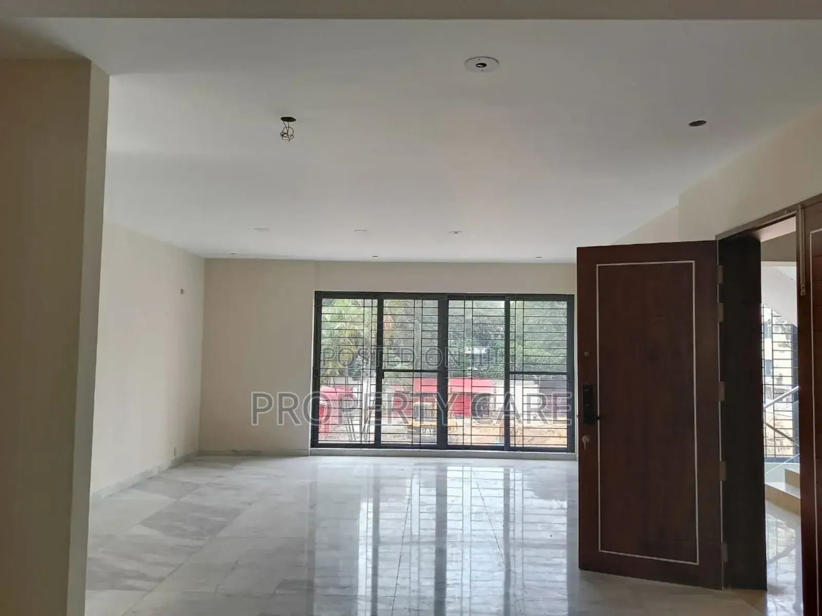 4bdrm Apartment in Dhaka, Gulshan for sale