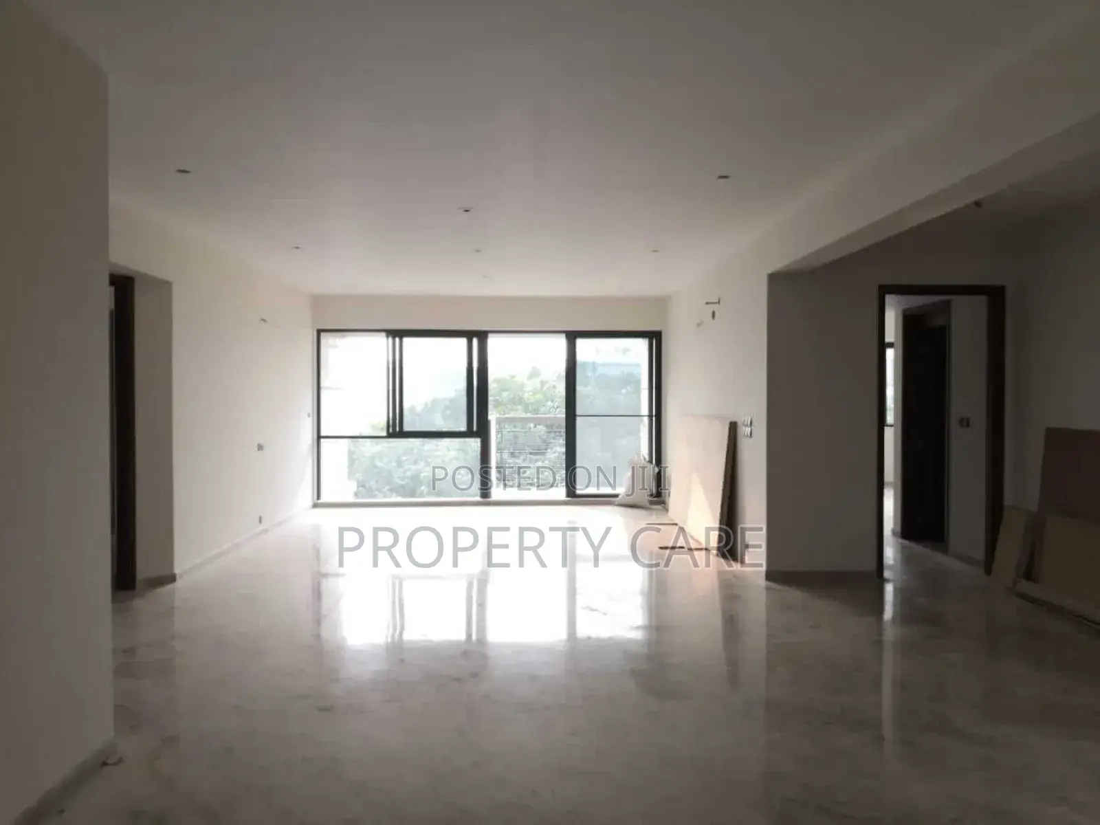 4bdrm Apartment in Dhaka, Gulshan for sale