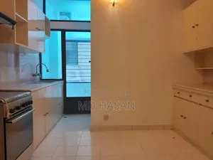 3bdrm Apartment in Not Furnished for rent