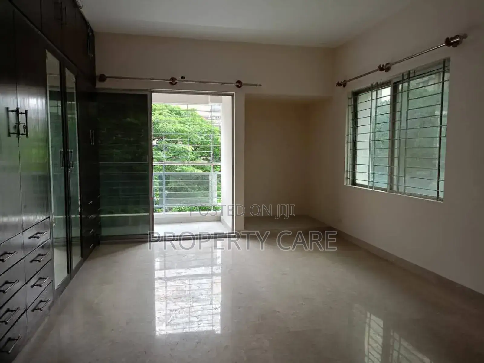 4bdrm Apartment in Dhaka, Gulshan for rent
