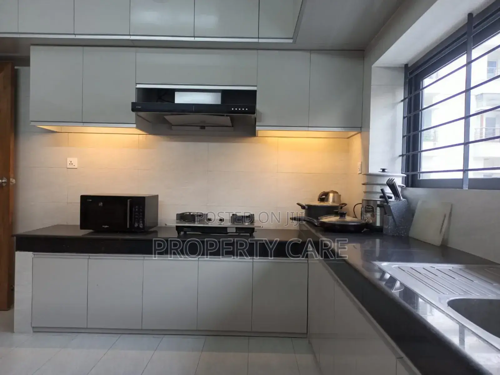 Furnished 4bdrm Apartment in Dhaka, Gulshan for rent