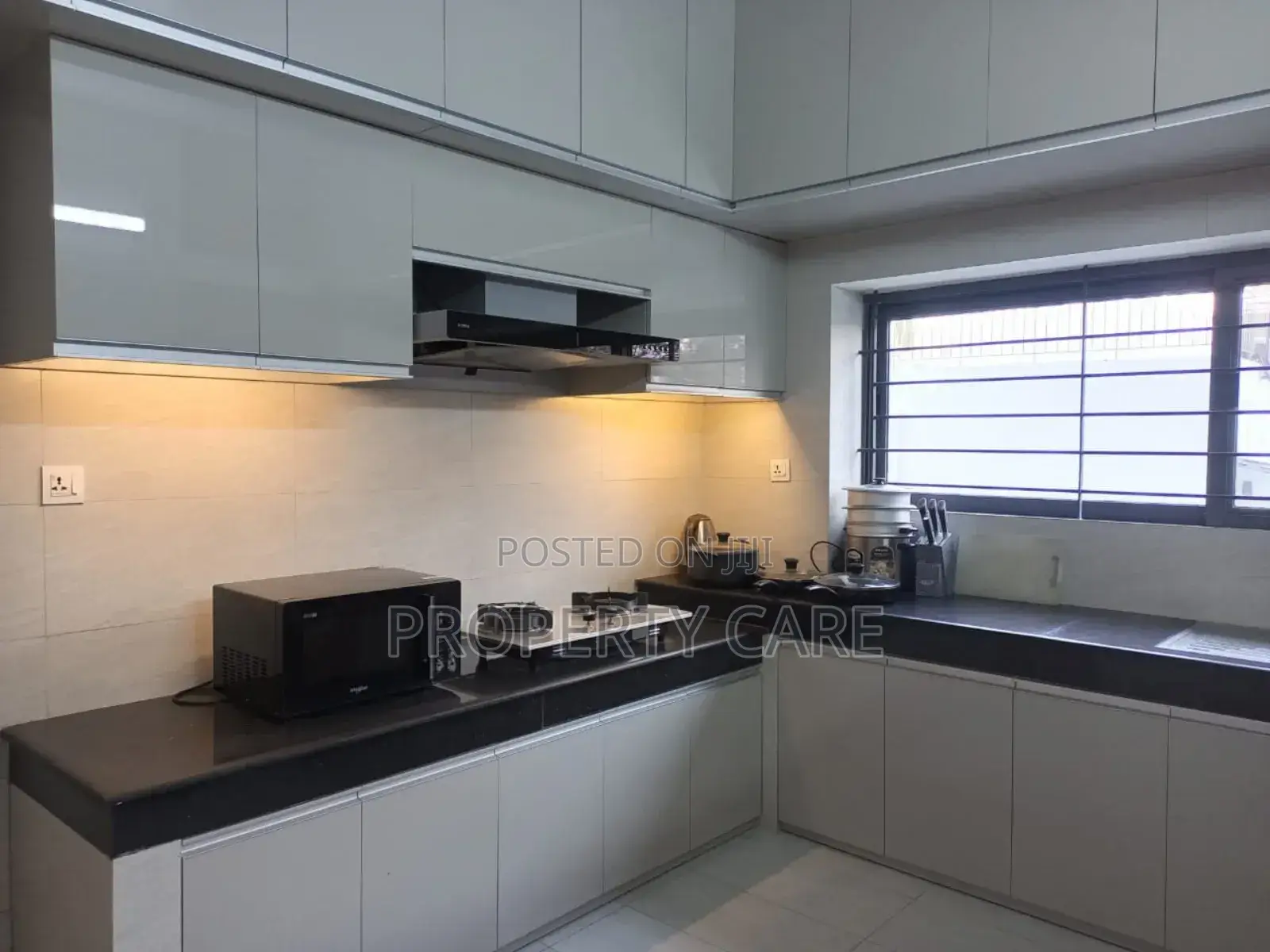 Furnished 4bdrm Apartment in Dhaka, Gulshan for rent