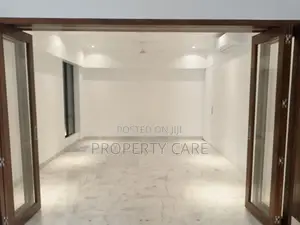 4bdrm Apartment in Dhaka, Gulshan for rent