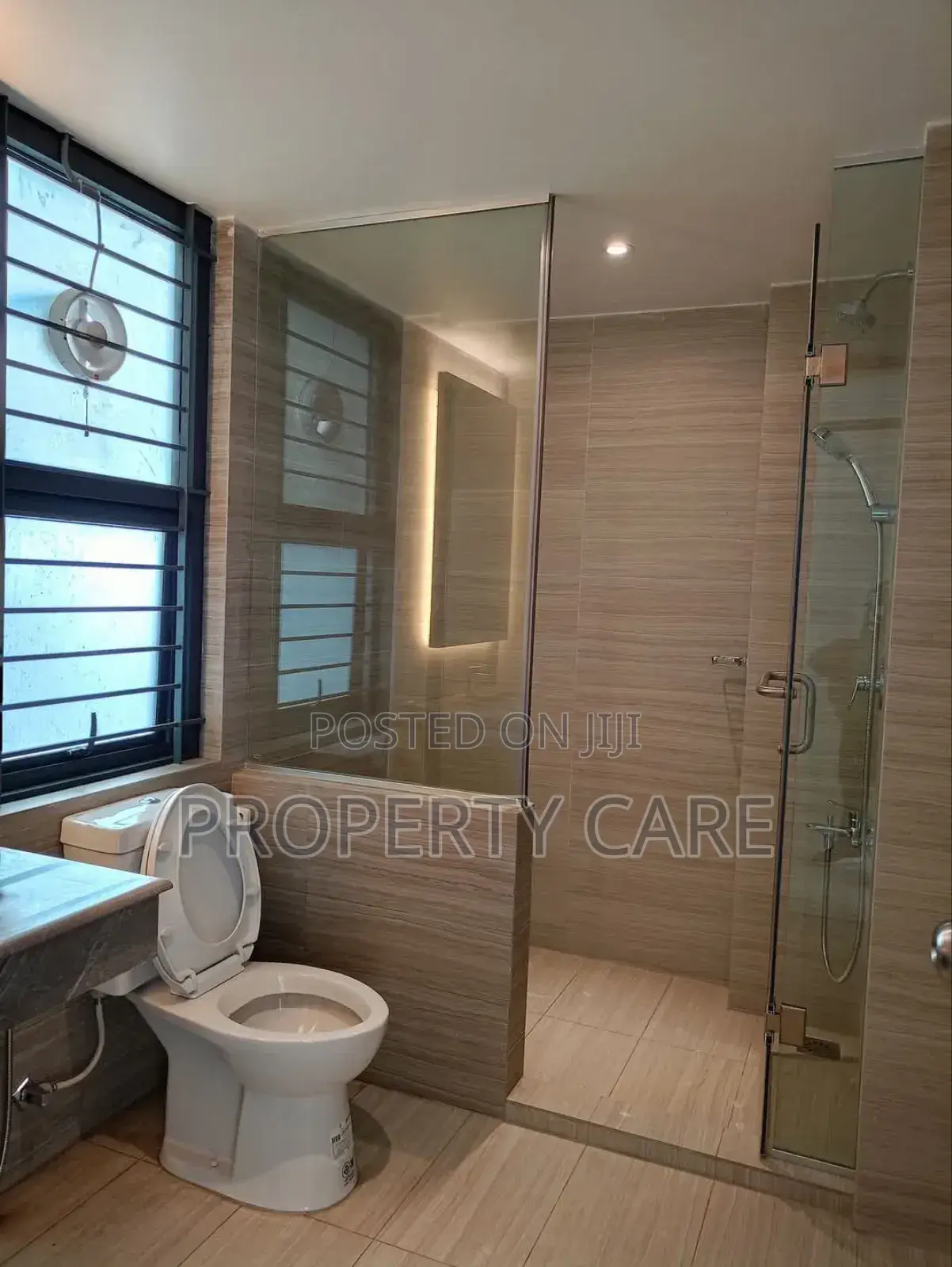 4bdrm Apartment in Dhaka, Gulshan for rent