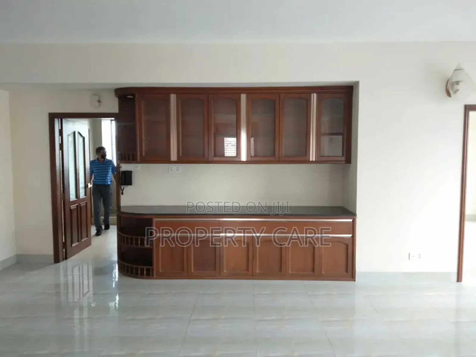3bdrm Apartment in Dhaka, Gulshan for rent