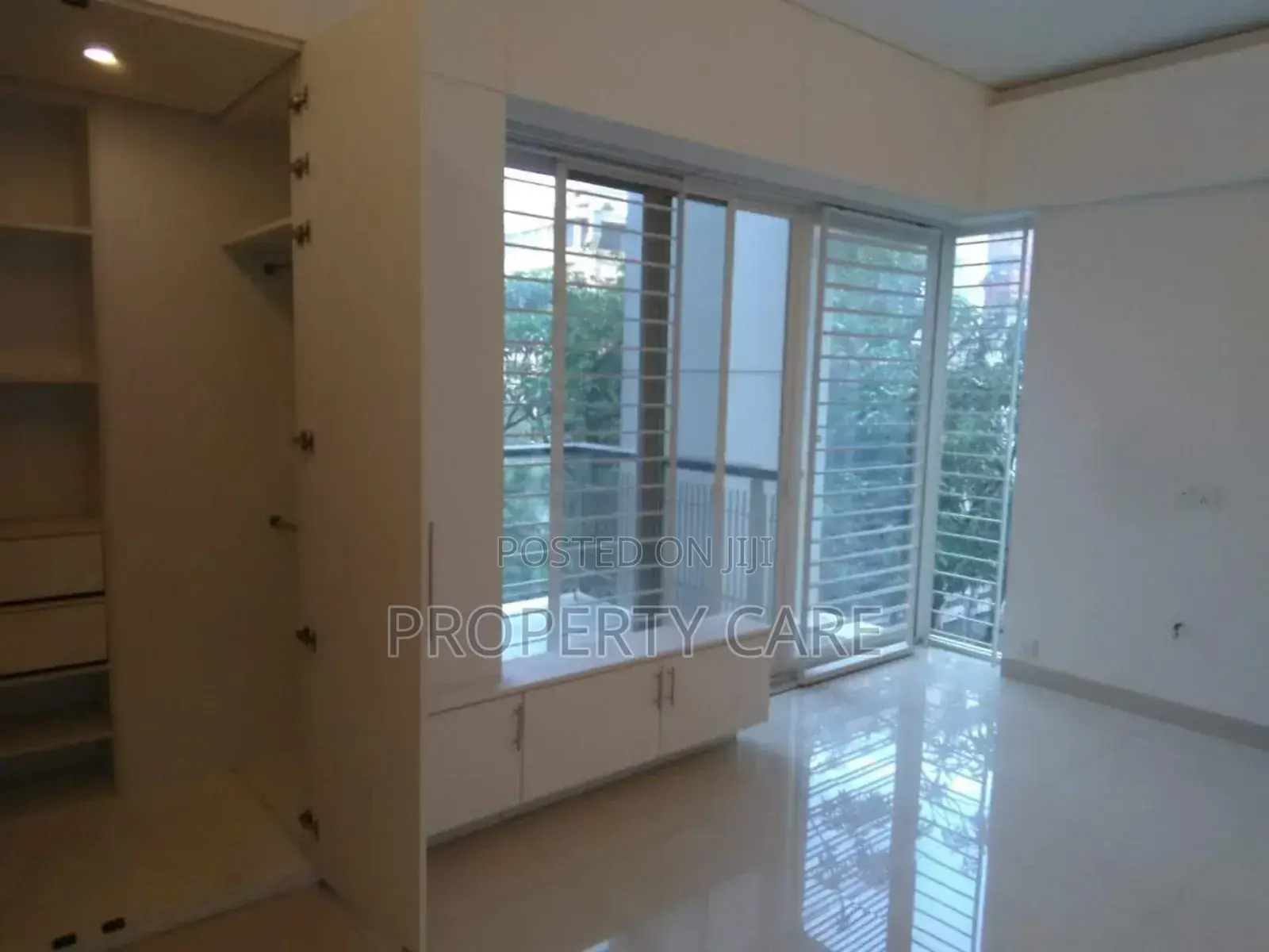 3bdrm Apartment in Dhaka, Gulshan for rent
