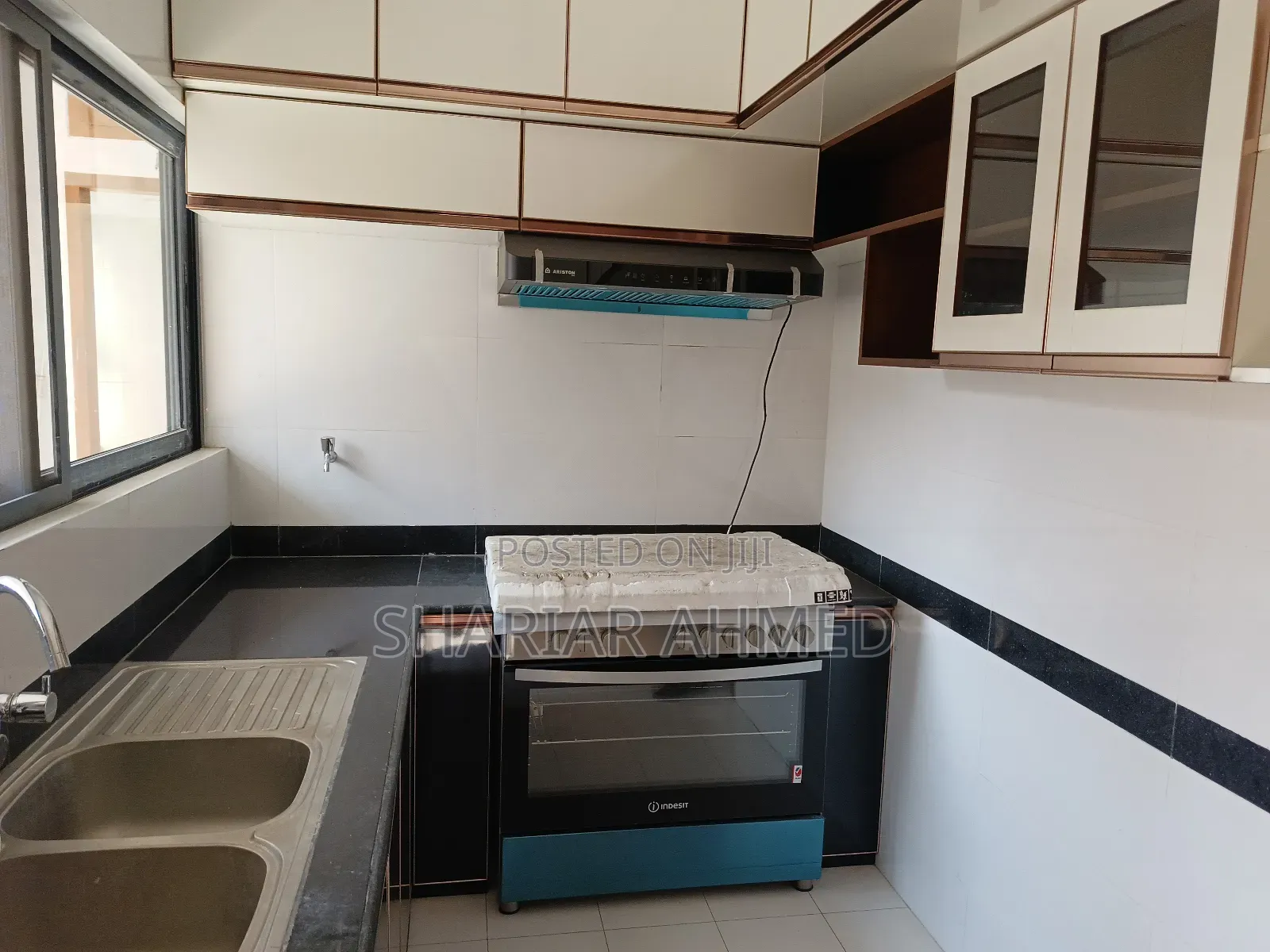 4bdrm Apartment in Dhaka, Gulshan for rent