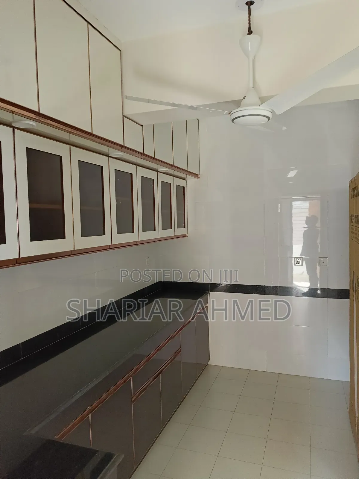 4bdrm Apartment in Dhaka, Gulshan for rent