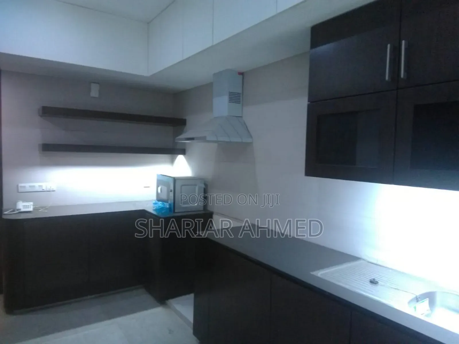 4bdrm Apartment in Dhaka, Gulshan for rent