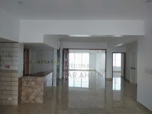 4bdrm Apartment in Dhaka, Gulshan for rent