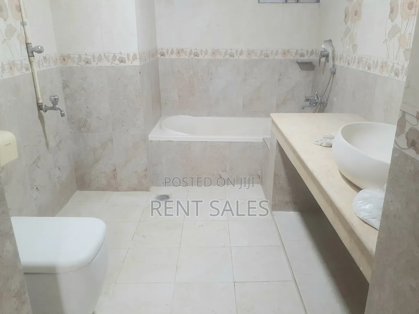 4bdrm Apartment in Gulshan for rent