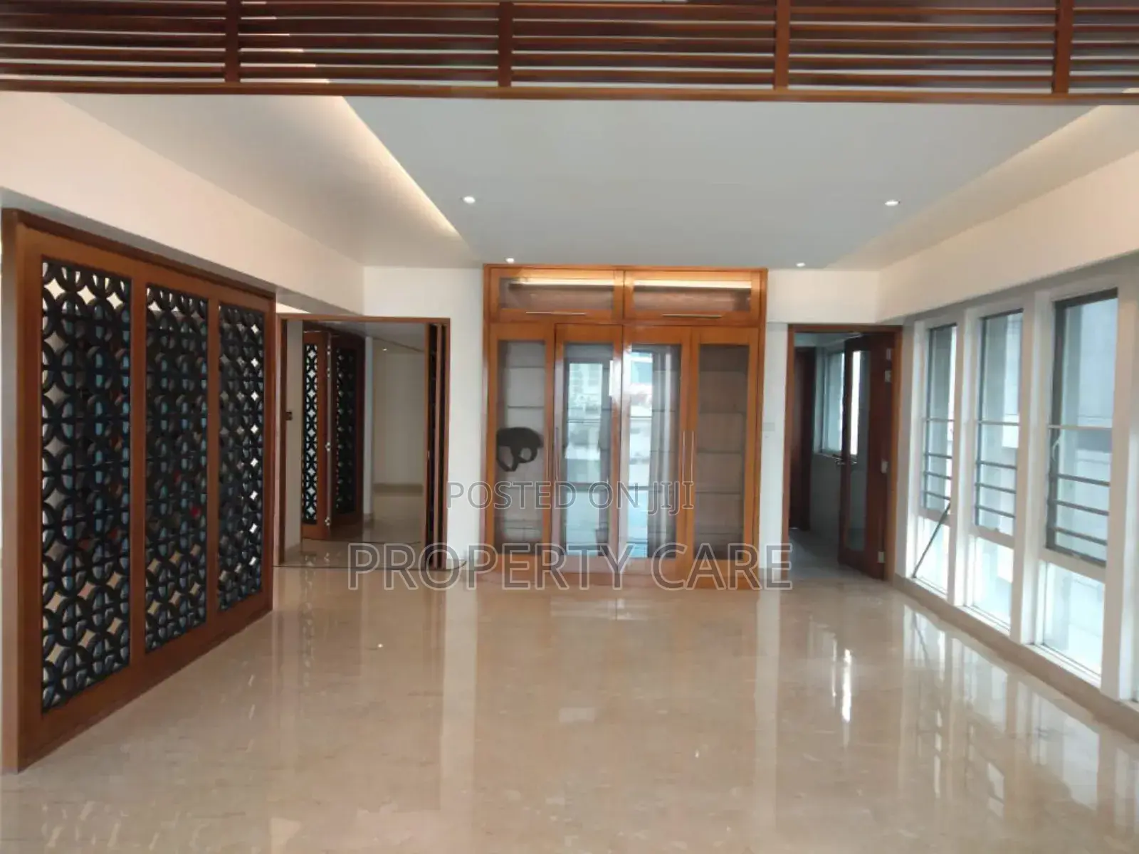 4bdrm Apartment in Dhaka, Gulshan for rent