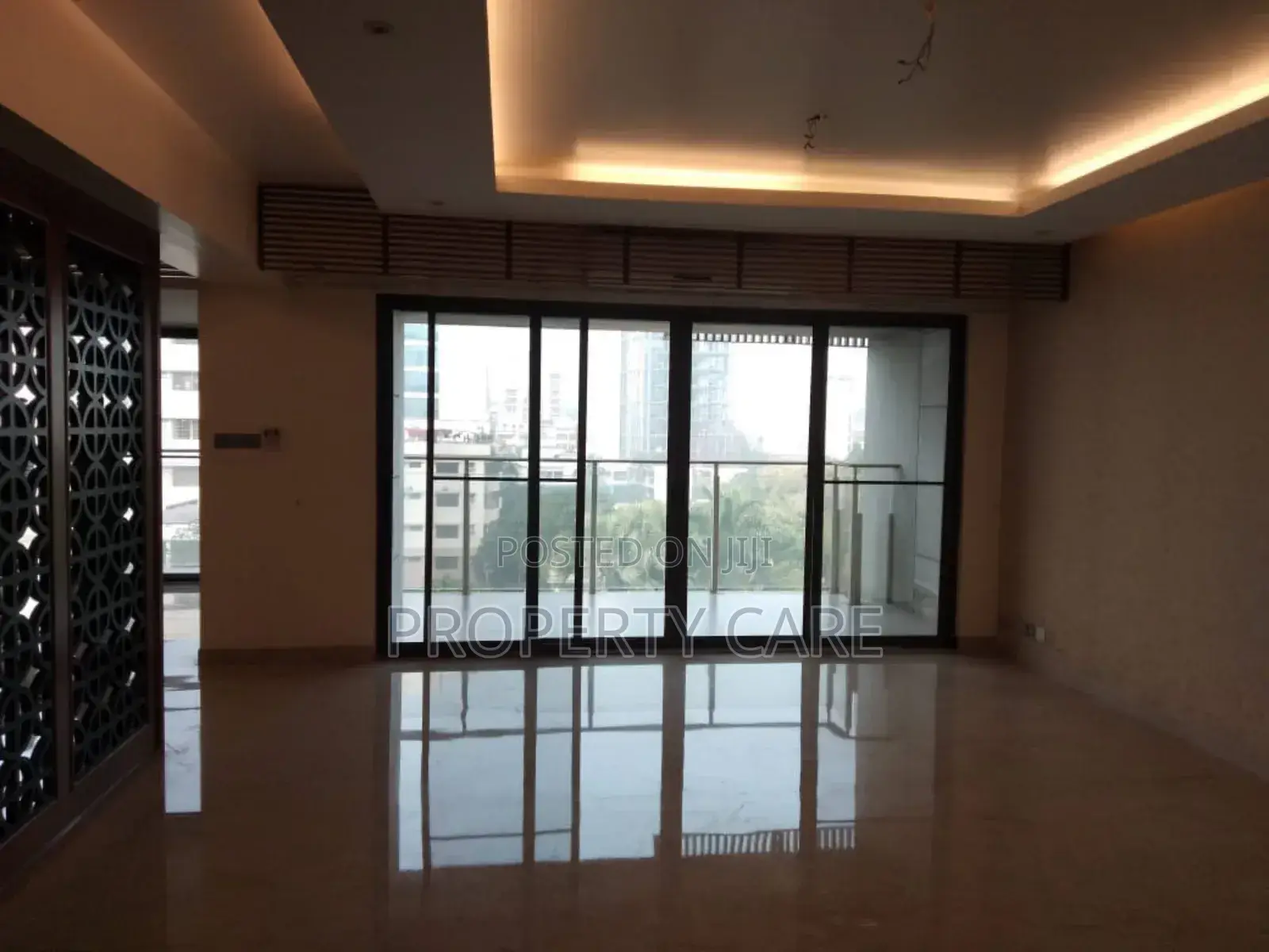 4bdrm Apartment in Dhaka, Gulshan for rent