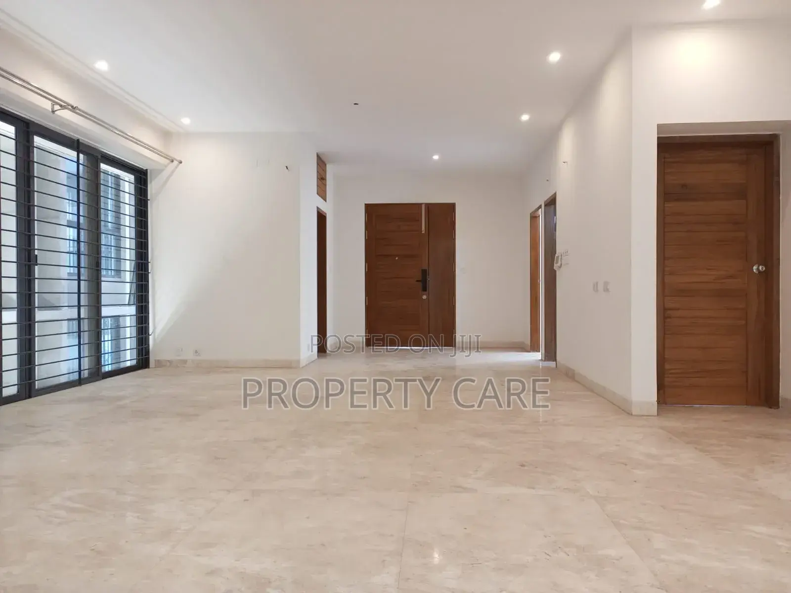4bdrm Apartment in Dhaka, Gulshan for rent