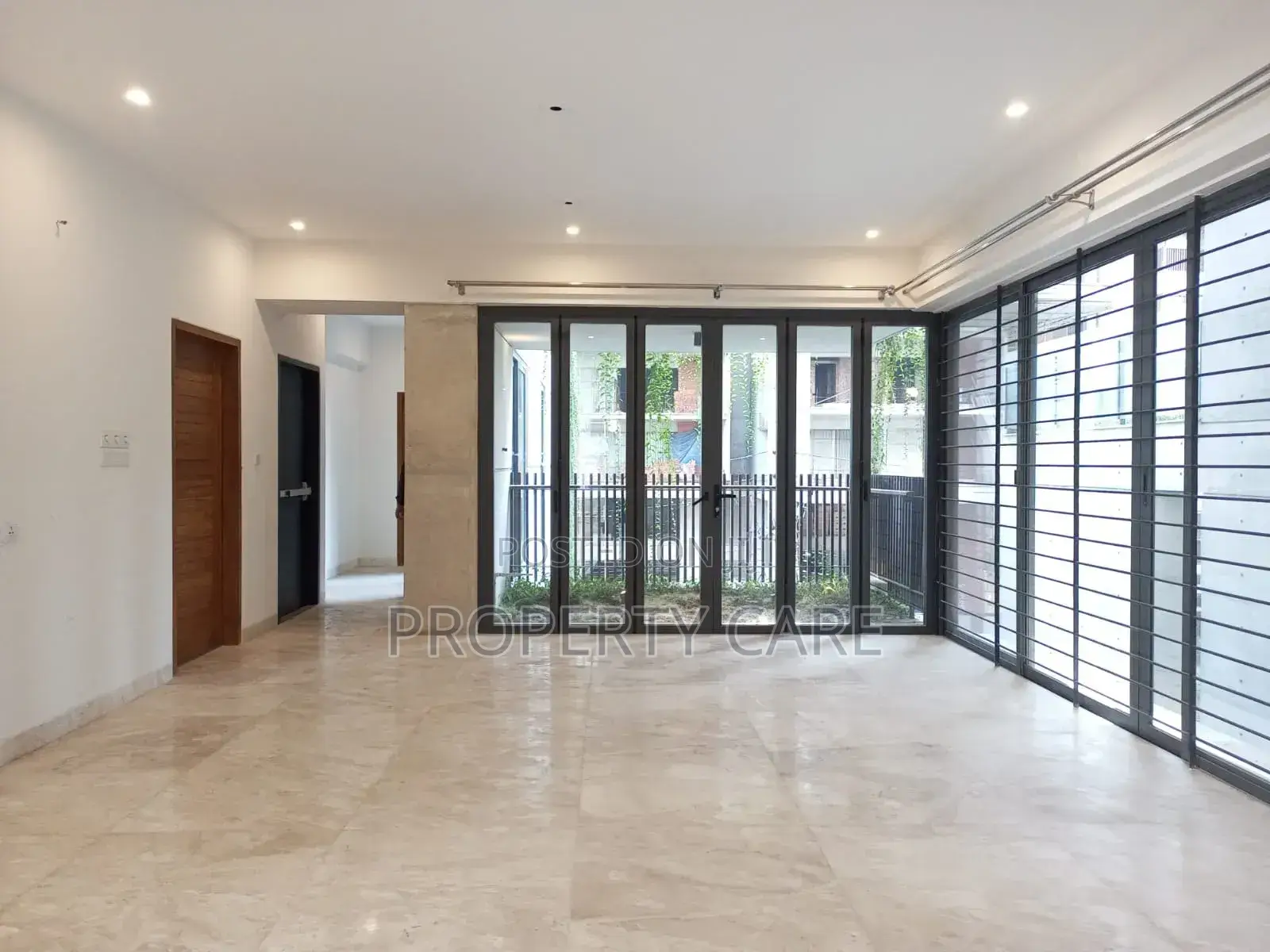 4bdrm Apartment in Dhaka, Gulshan for rent