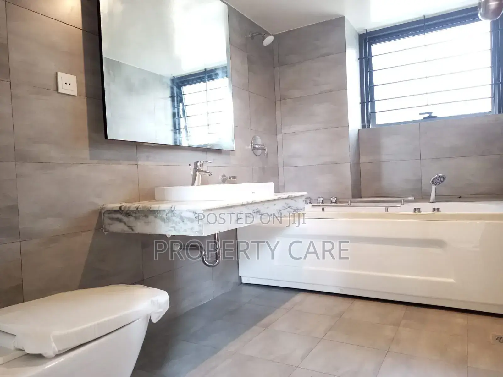 4bdrm Apartment in Dhaka, Gulshan for rent