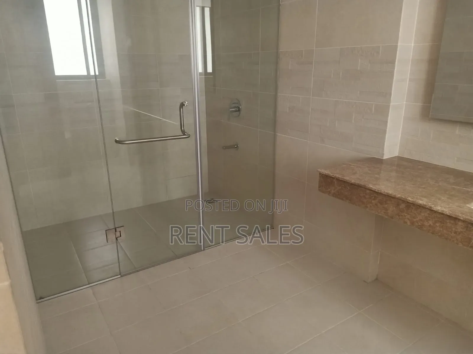 4bdrm Apartment in Gulshan for rent