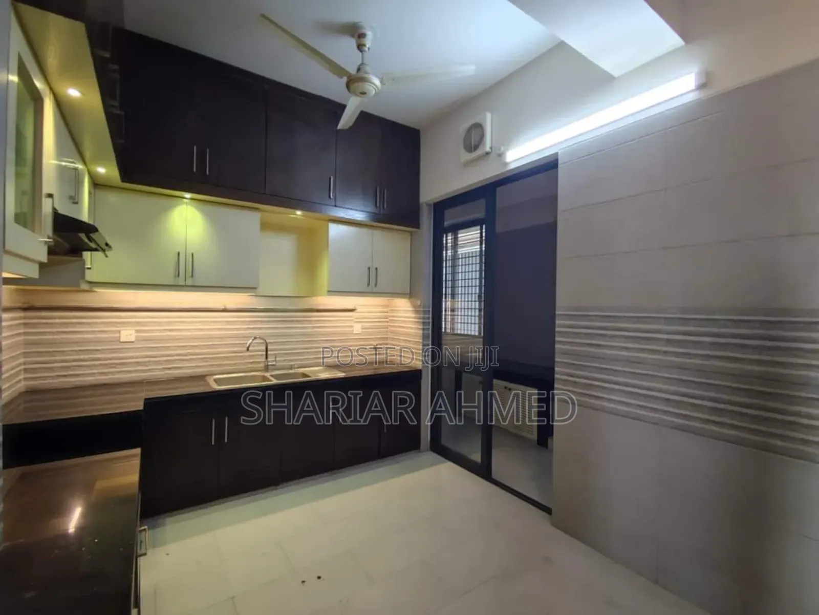 4bdrm Apartment in Dhaka, Gulshan for rent