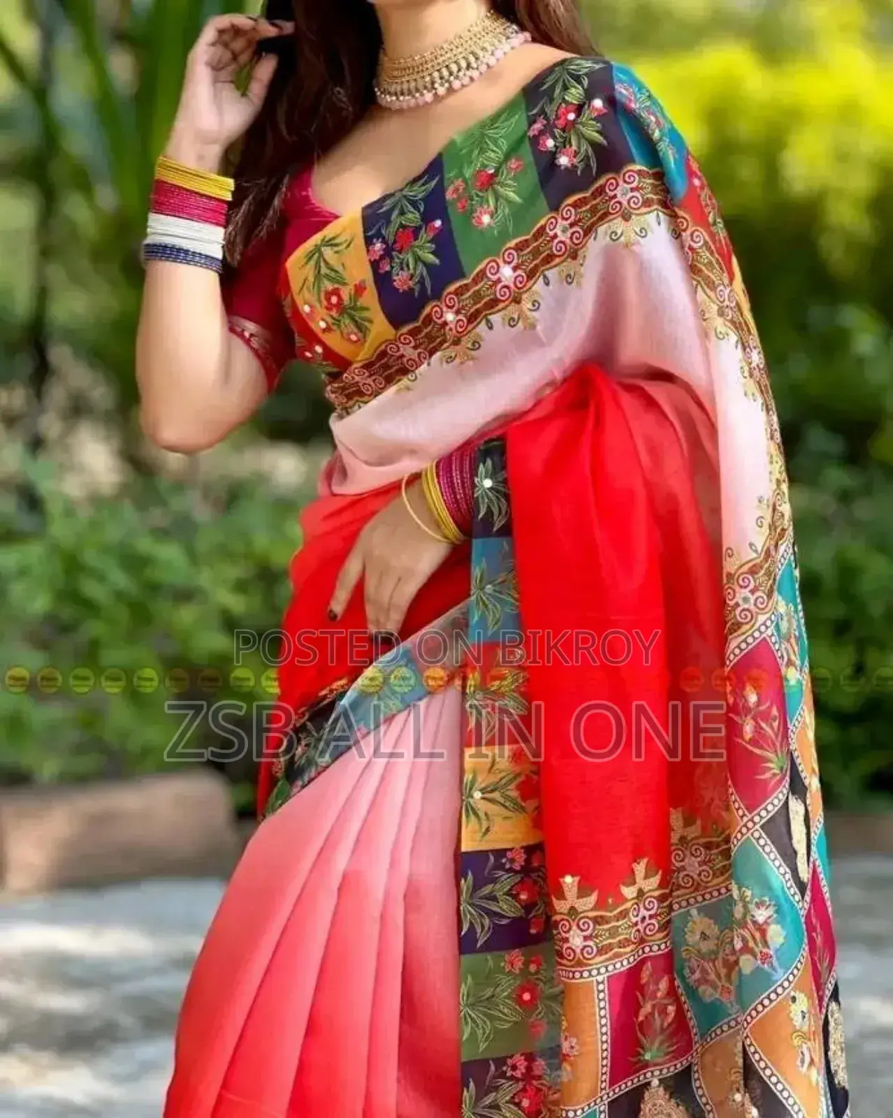 Stone and Digital Print Sharee With Blouse Piece