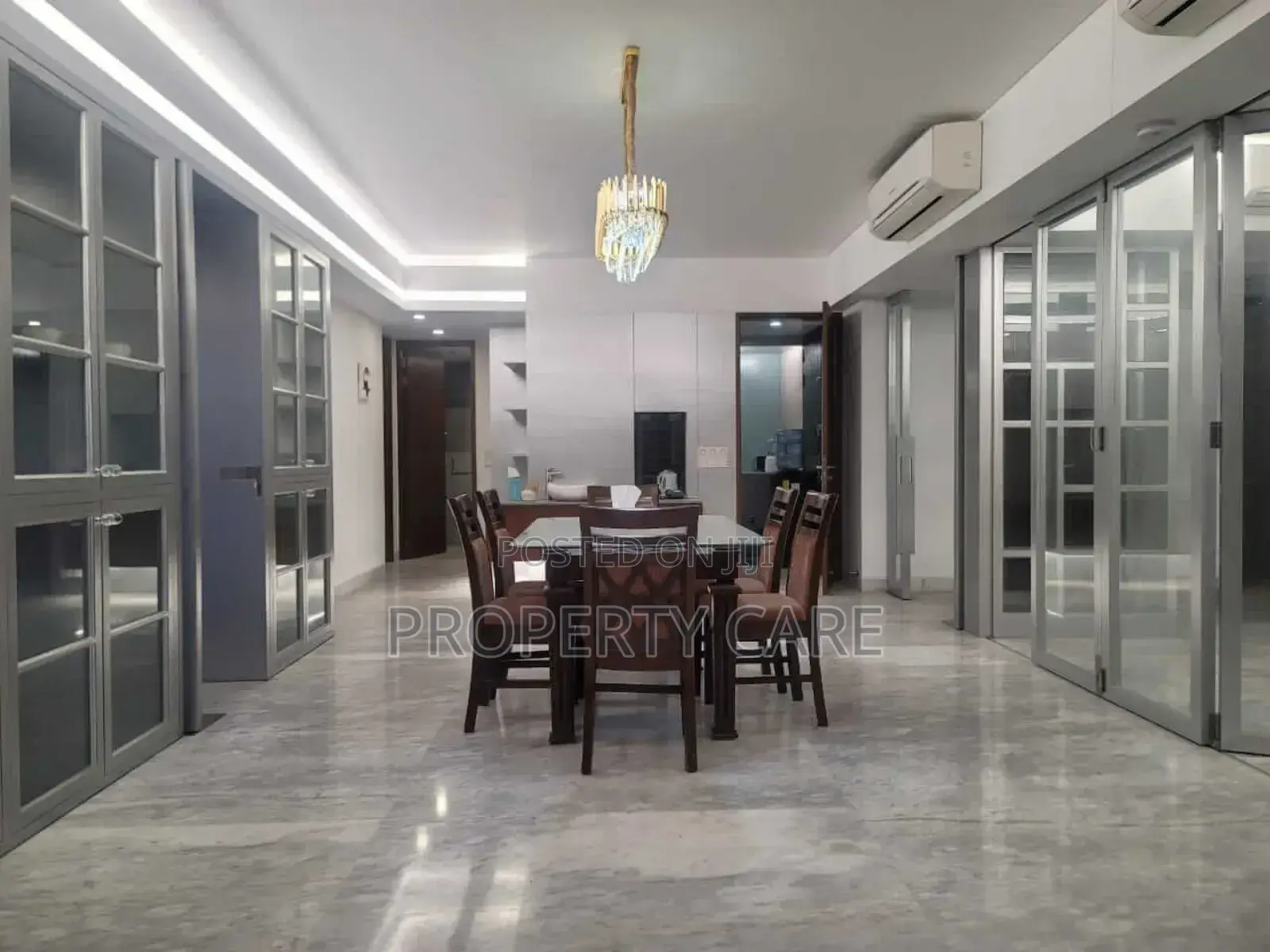 Furnished 4bdrm Apartment in Dhaka, Gulshan for rent
