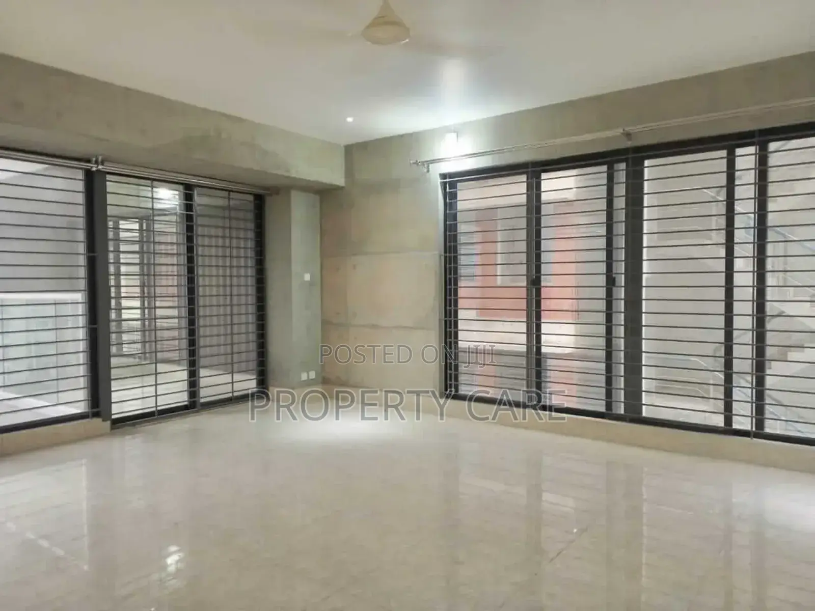 5bdrm Apartment in Gulshan for rent