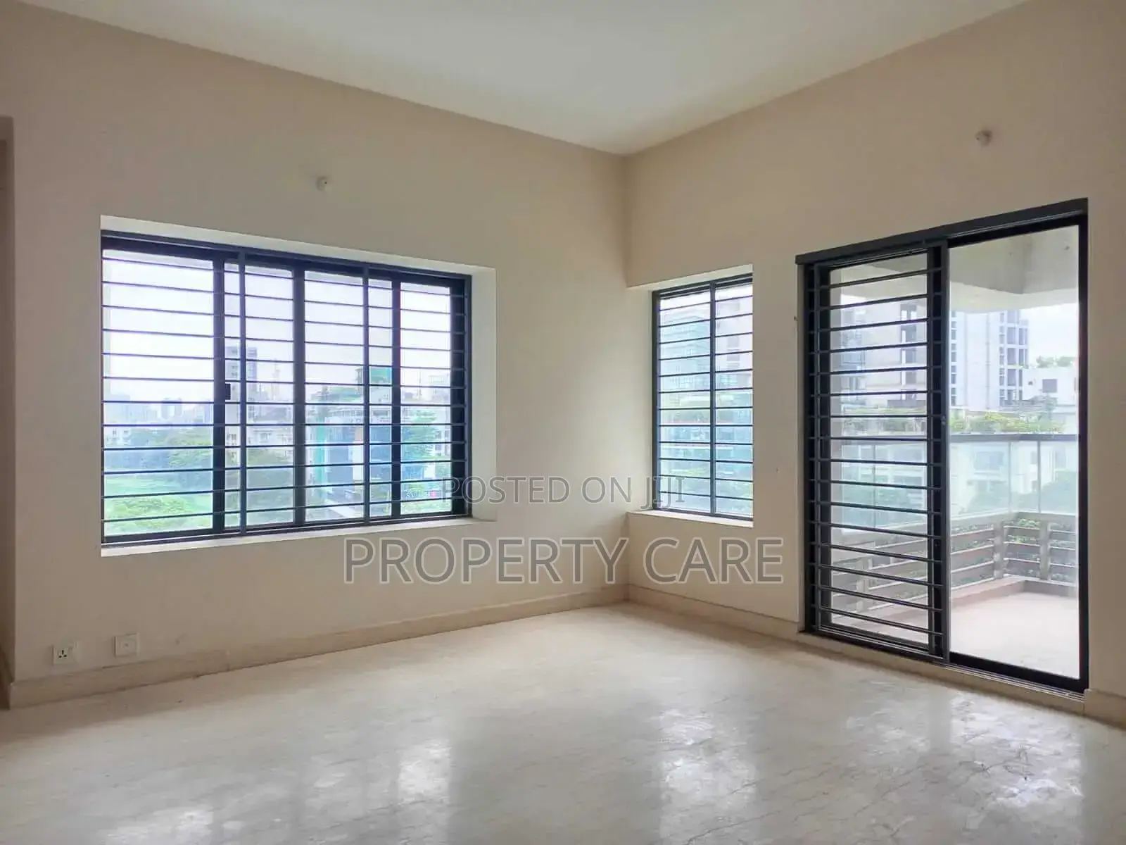 4bdrm Apartment in Gulshan for rent