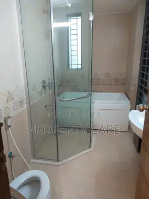 4bdrm Apartment in Gulshan for rent