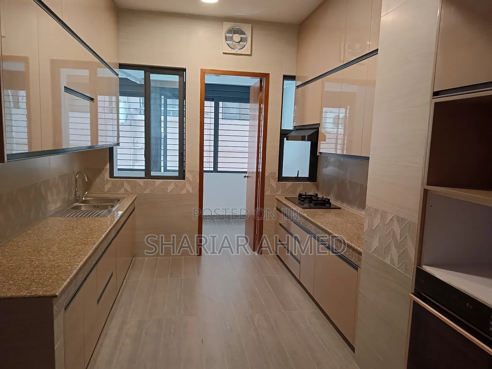 4bdrm Apartment in Gulshan for rent