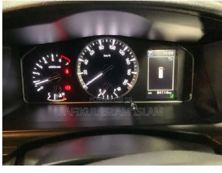 Toyota HiAce 2020 Silver