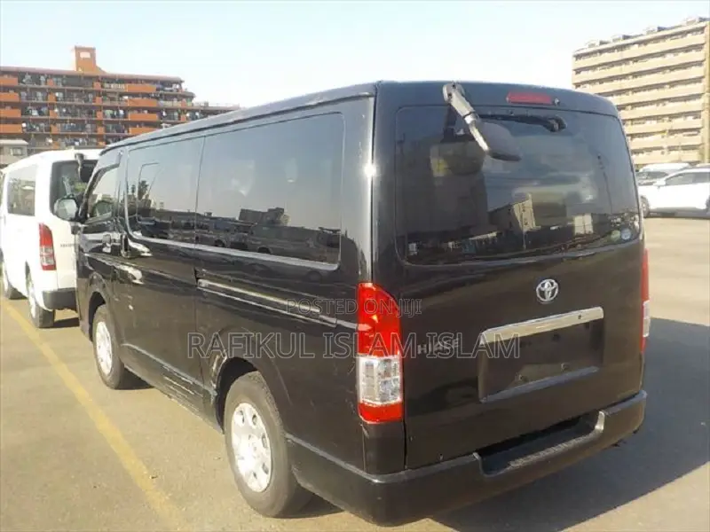 Toyota HiAce 2020 Black