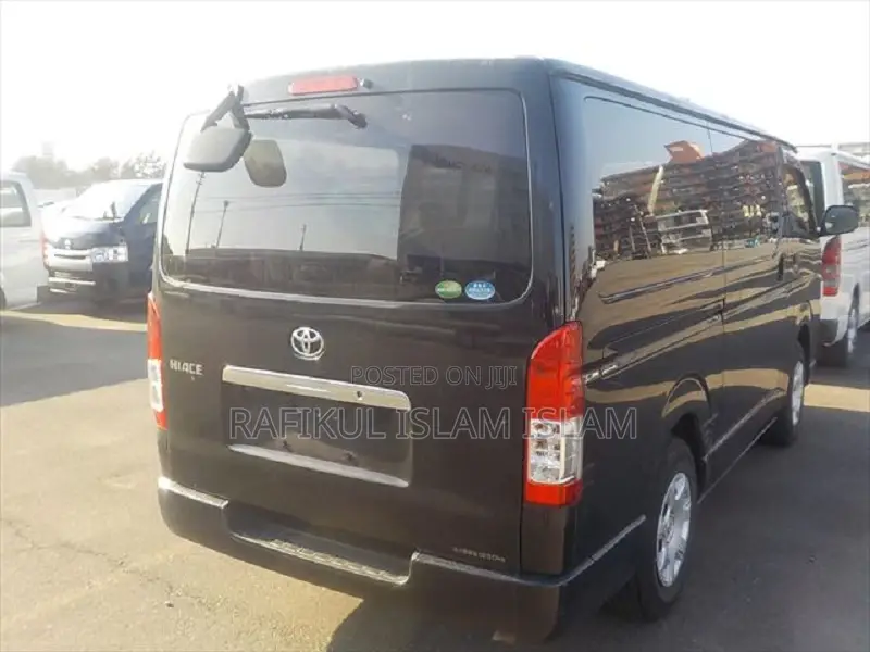Toyota HiAce 2020 Black