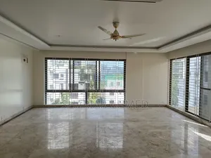 Photo - 4bdrm Apartment in Gulshan for rent