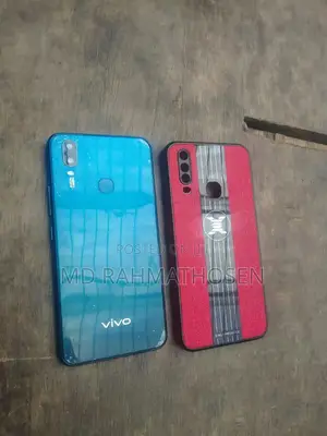 Photo - Vivo Y11 32 GB Gold