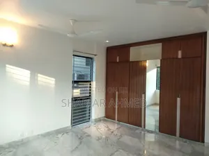 3bdrm Apartment in Gulshan for rent