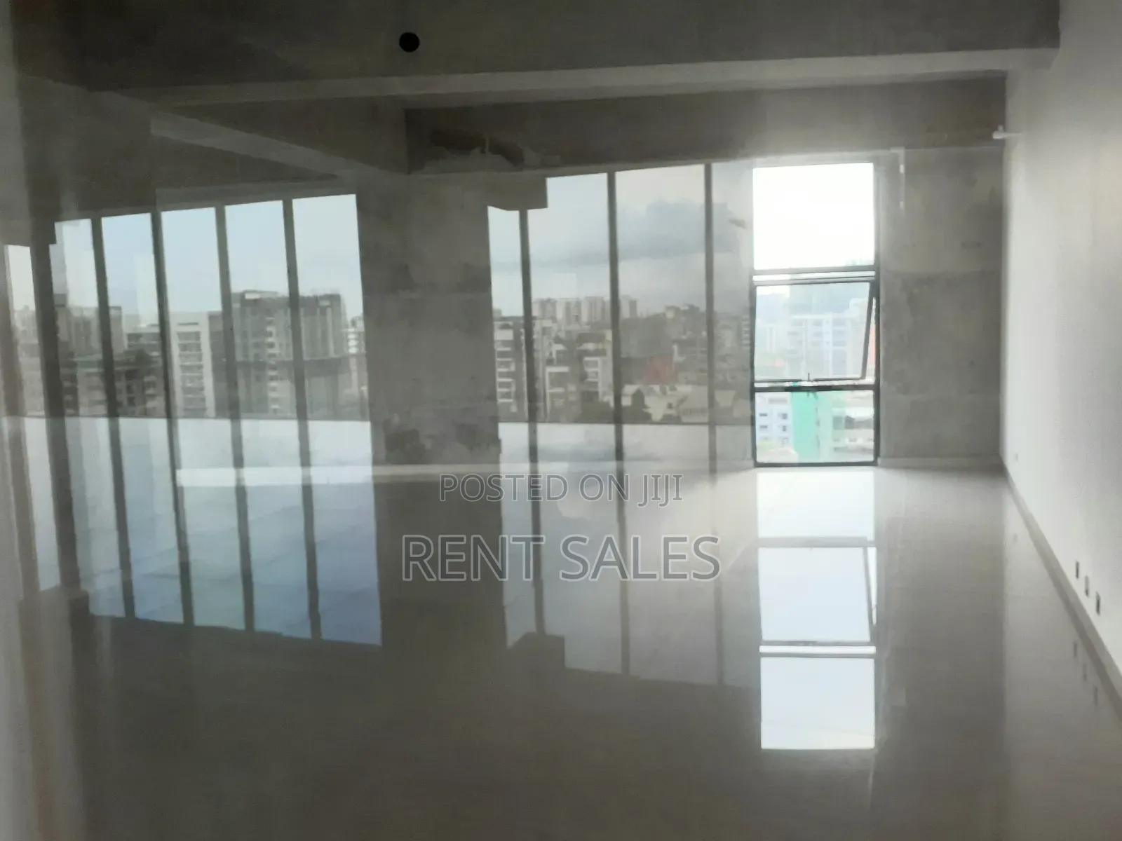 Nice View 1500-SQFT Office for Rent in Gulshan-2