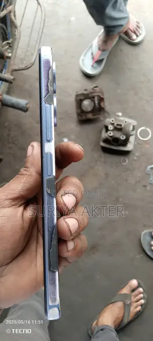 Photo - Xiaomi Poco C65 256 GB Blue