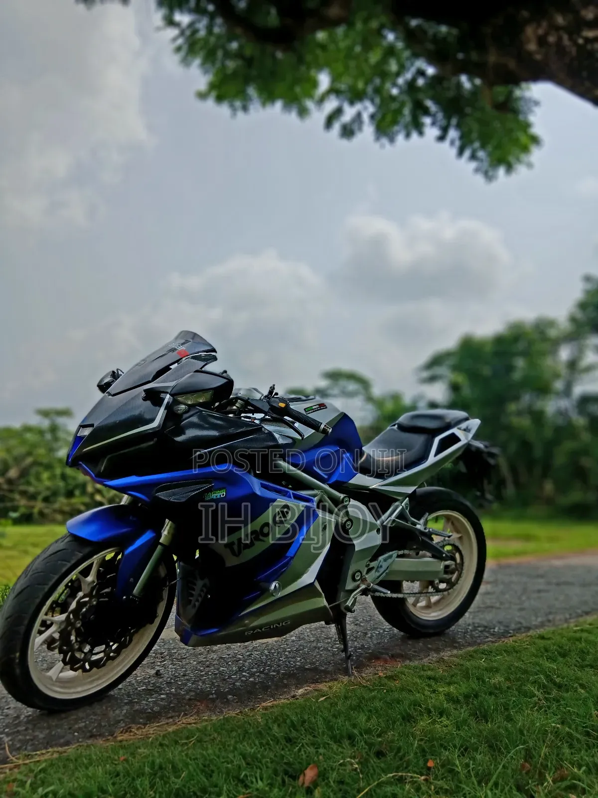 Taro 2022 Blue