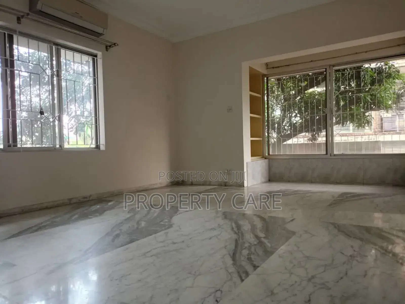 5bdrm Apartment in Gulshan for rent