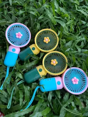 Photo - Mini Hand Fan