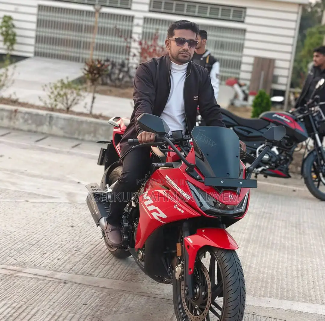 Hero Karizma ZMR 2024 Red