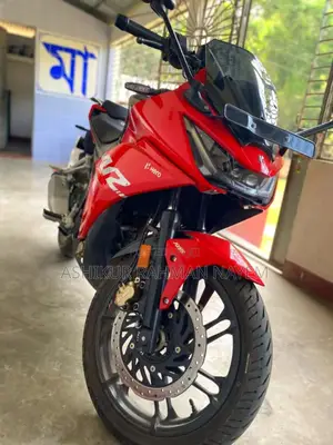 Hero Karizma ZMR 2024 Red