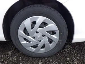 Toyota Axio 2019 Pearl